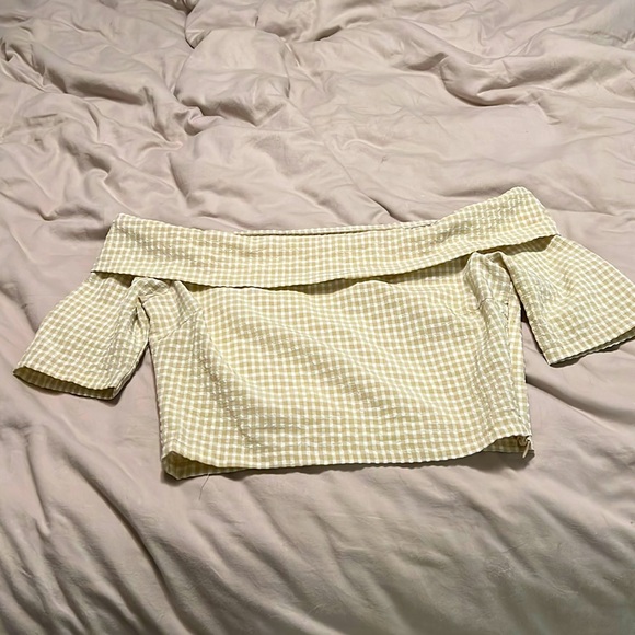 Beautiful crop top size M, never worn, color white and cream - Picture 1 of 4